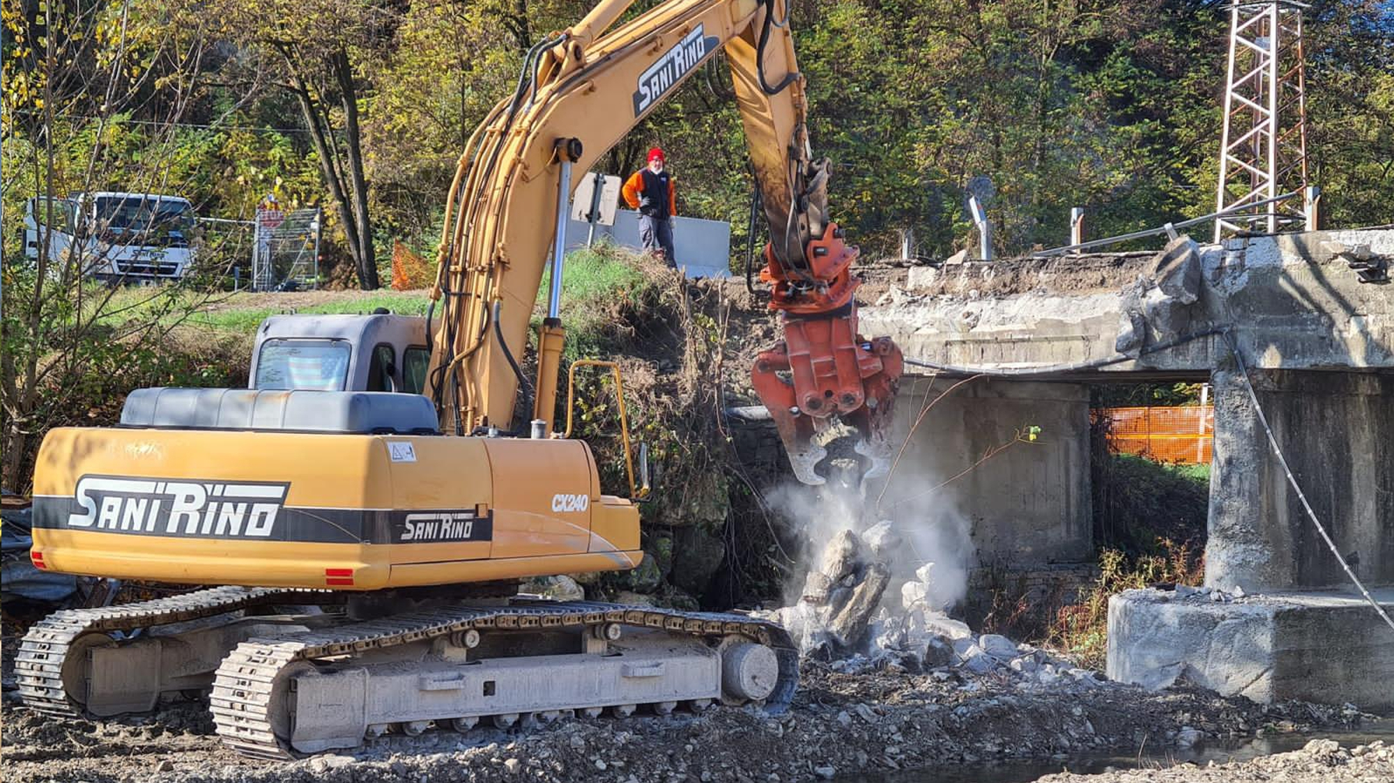 <b>Demolizioni edili demolizioni industriali demolizioni civili demolizioni speciali demolizioni cemento armato</b> | Sani Rino Demolizioni Edili -Parma e provincia